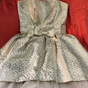 ✨Betsey Johnson✨ strapless gold bow mini dress